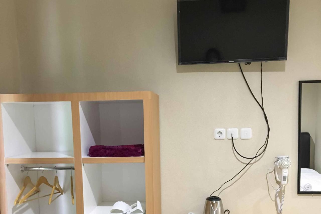 Wisma Syariah Uinsu Medan Mitra Reddoorz Exteriör bild